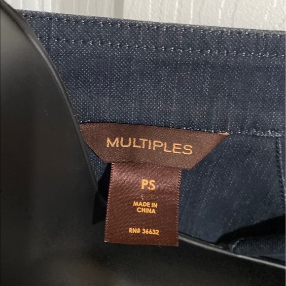 Multiples Embroidered Button Down Cropped Denim Jacket Sz SP - Picture 8 of 9